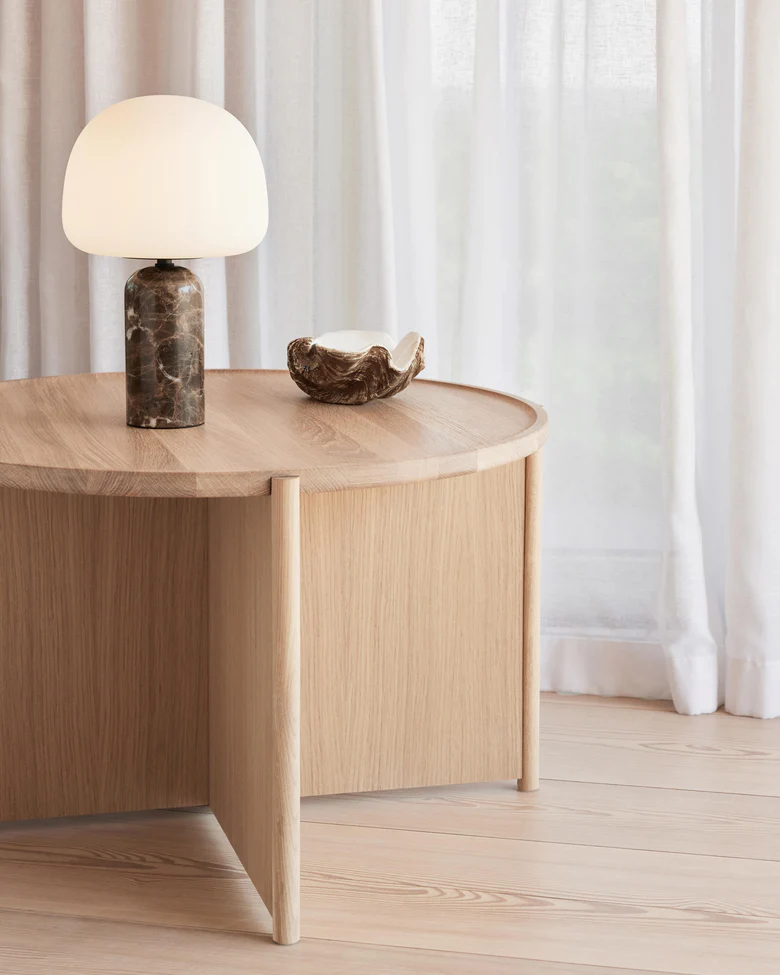 Cling coffee table, Northern